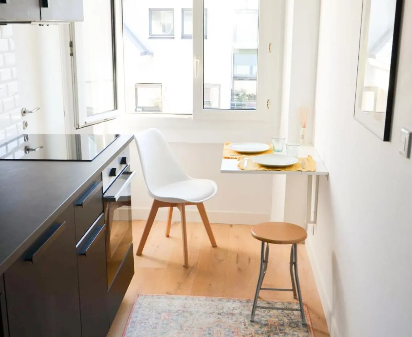 Bright Top Floor Apartment - Batignolles - Montmartre - Metro At 2 Steps 巴黎