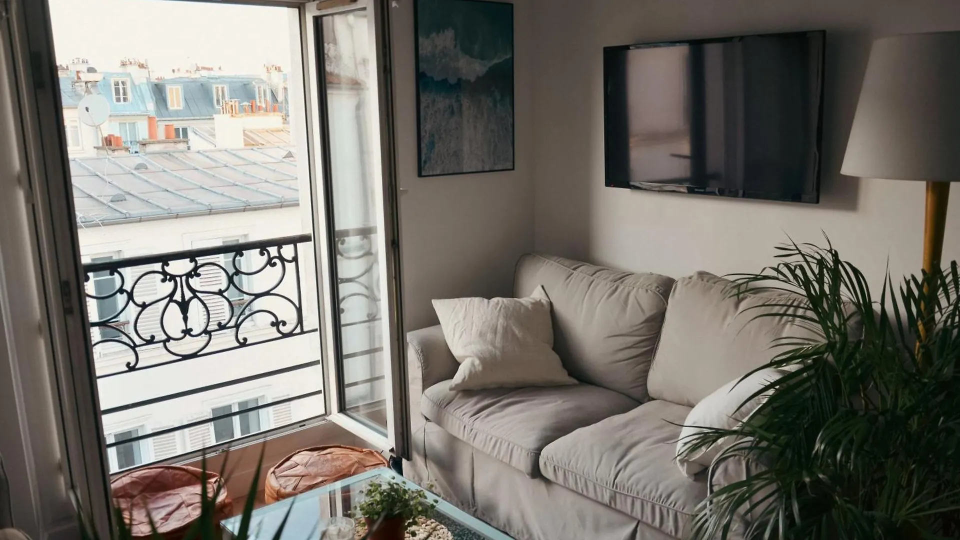 Bright Top Floor Apartment - Batignolles - Montmartre - Metro At 2 Steps 巴黎